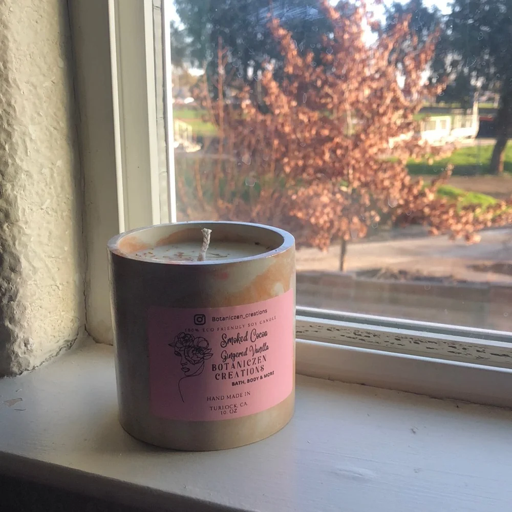 Handmade candle - Picture 1 of 4